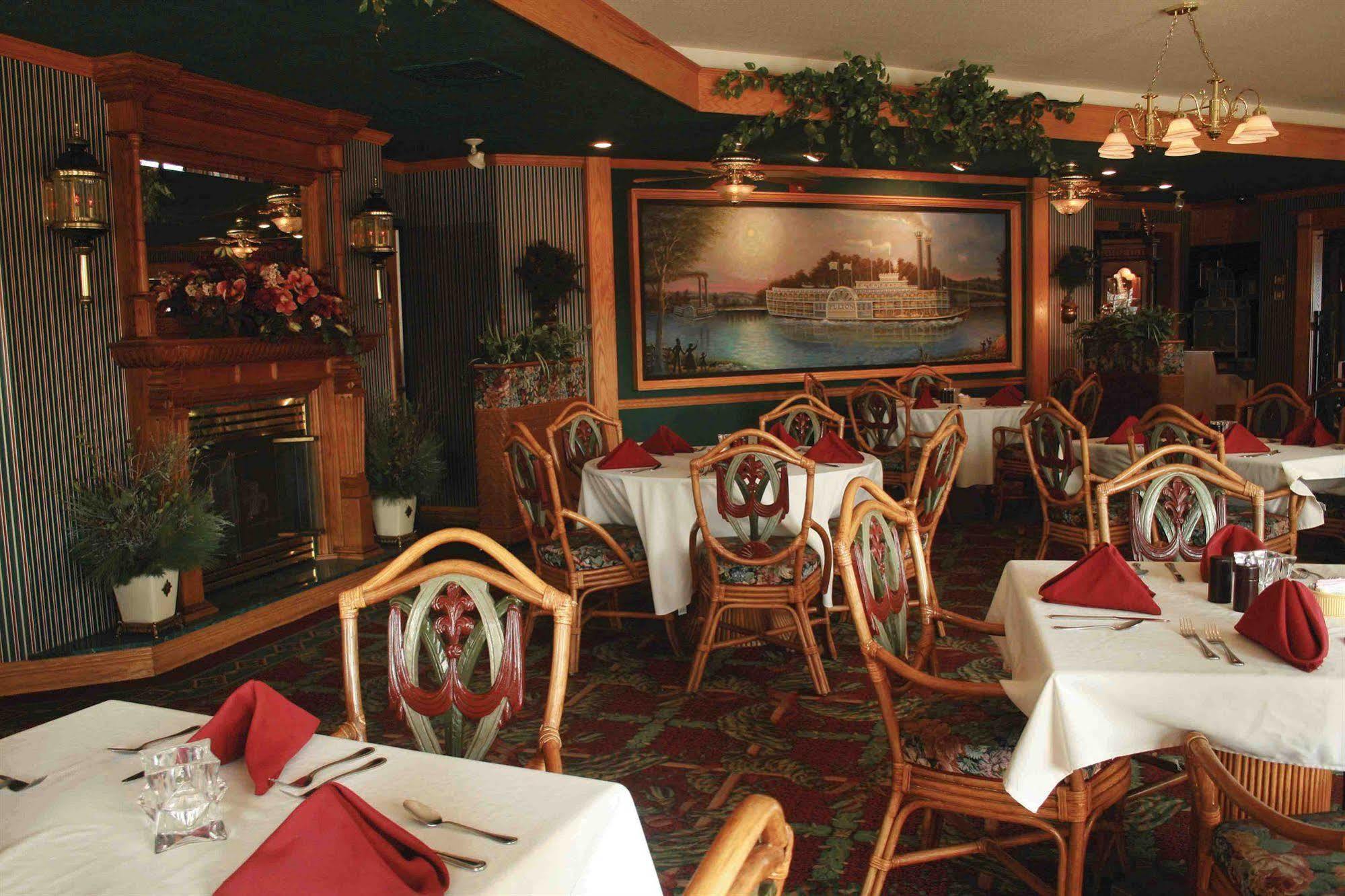 Fulton Steamboat Inn Ronks Restoran foto